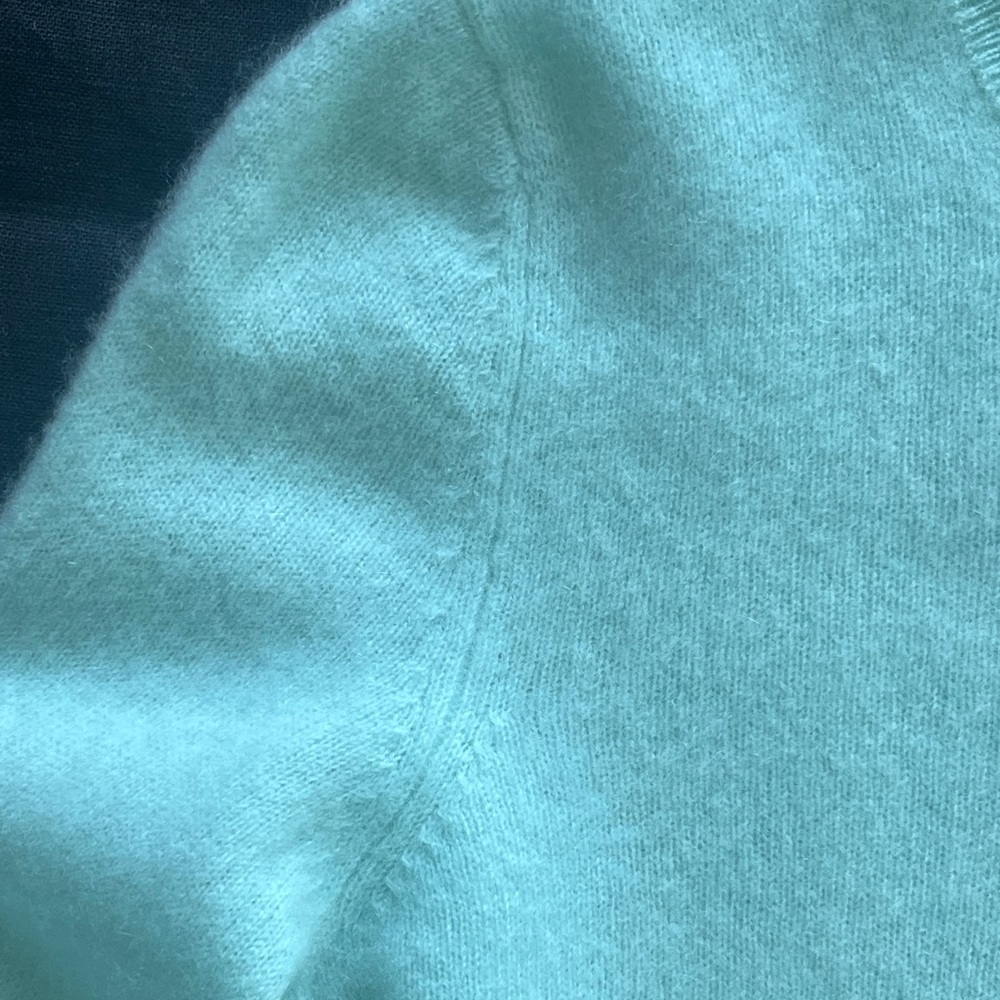 Lord & Taylor Light Blue Green Cashmere Sweater Medium Vintage - Picture 4 of 7